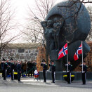 Prince Charles in front of the National Monument at Akershus (Photo: Berit Roald / Scanpix)